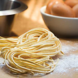 egg-pasta_12205387