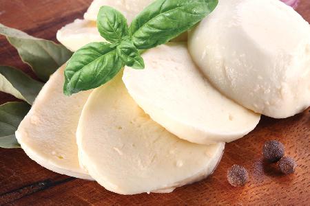 mozzarella_58659133